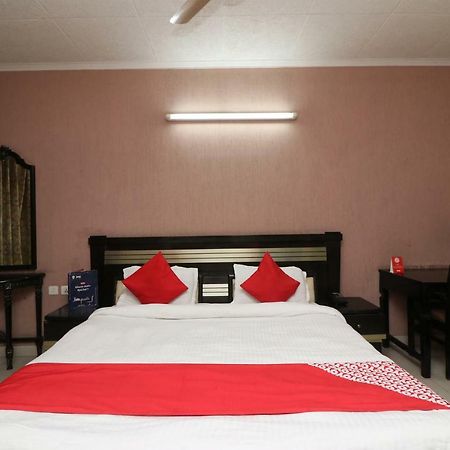 Oyo 24672 Bharat Guest House Delhi Zewnętrze zdjęcie