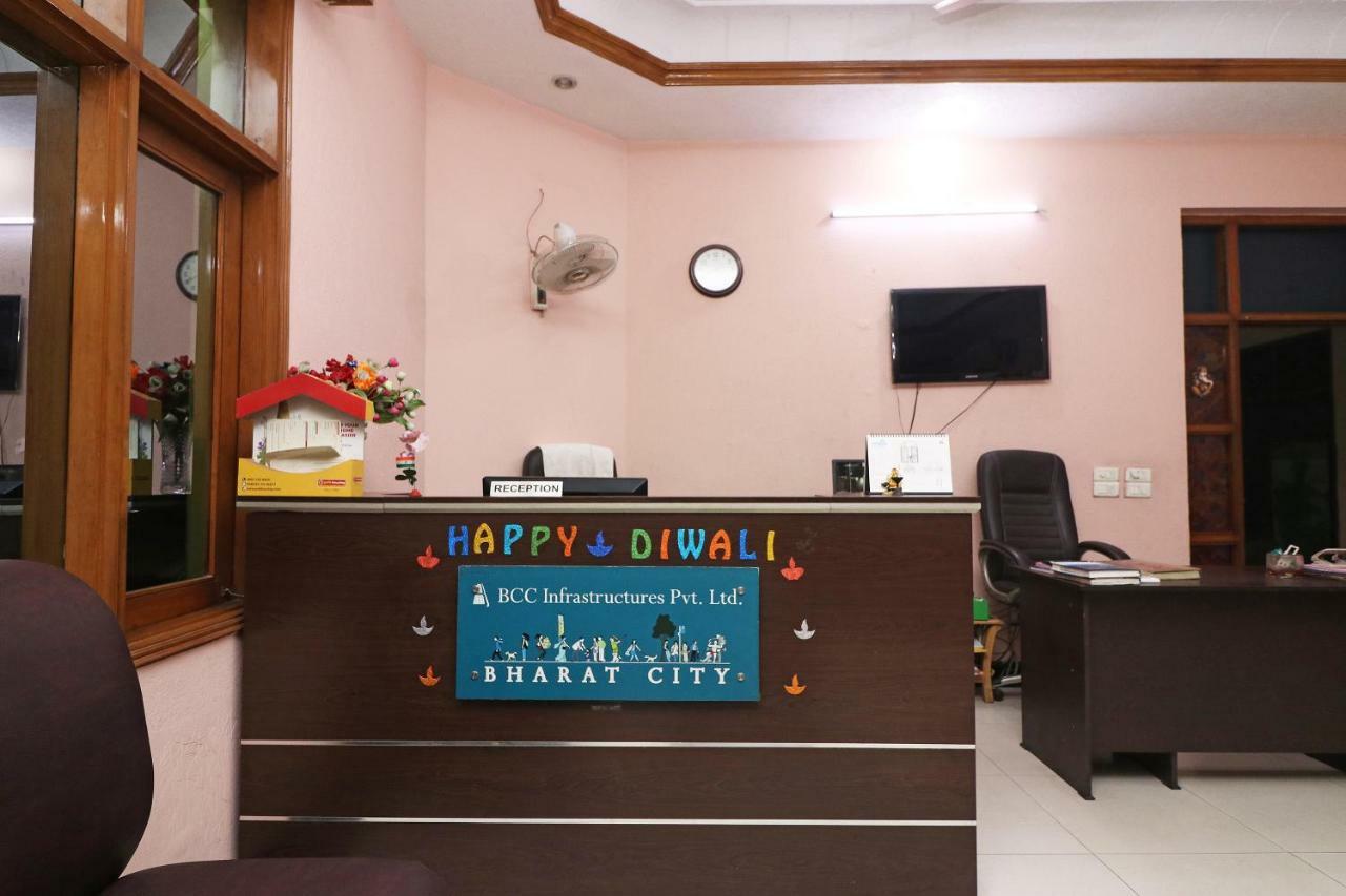 Oyo 24672 Bharat Guest House Delhi Zewnętrze zdjęcie