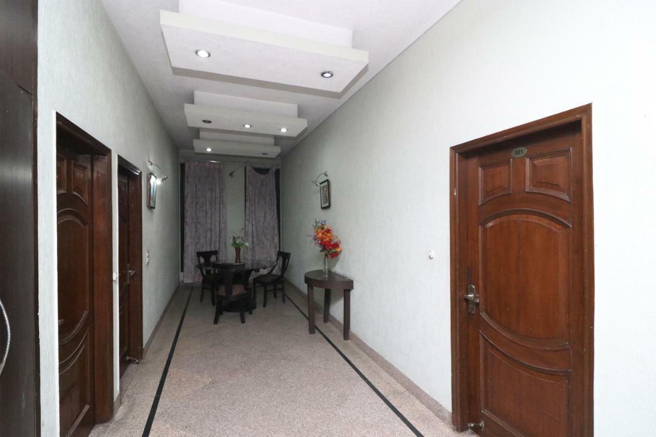 Oyo 24672 Bharat Guest House Delhi Zewnętrze zdjęcie