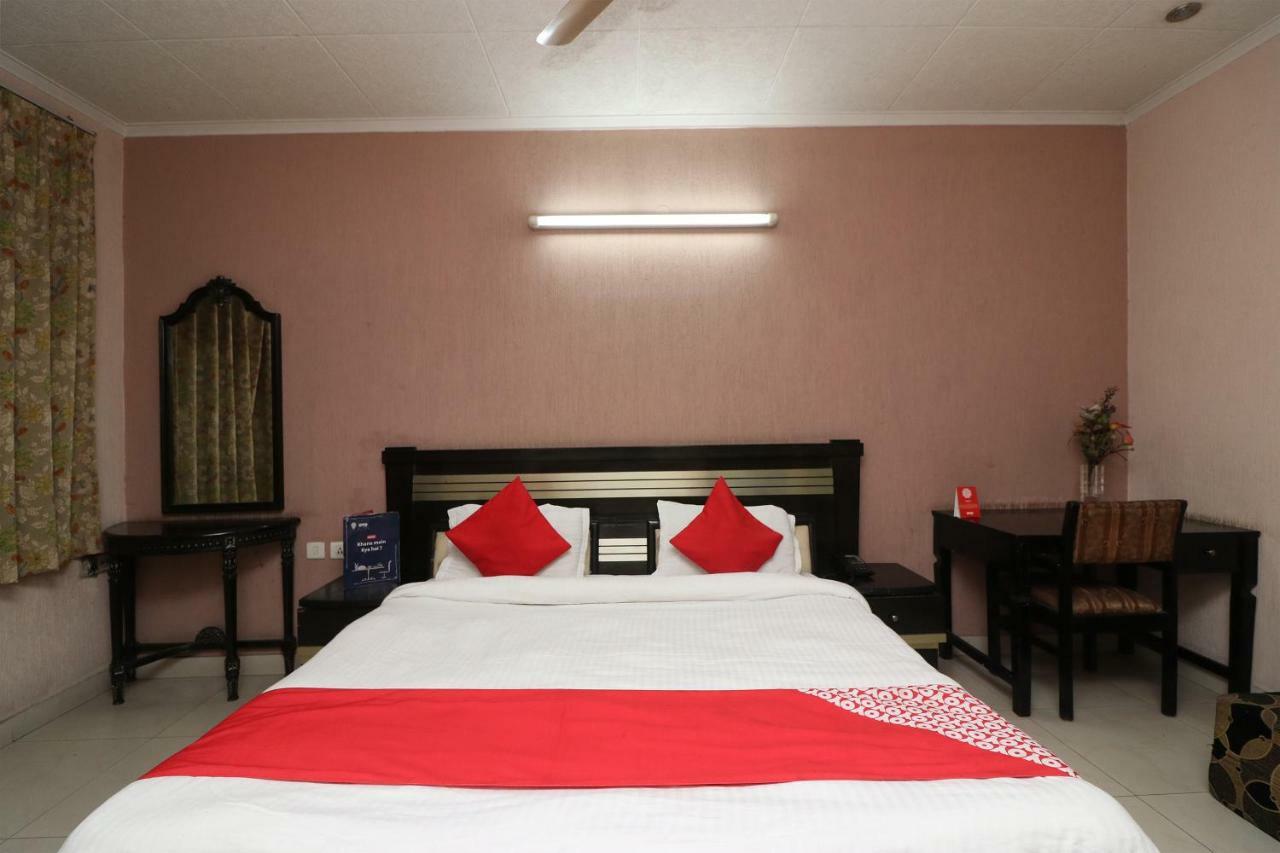 Oyo 24672 Bharat Guest House Delhi Zewnętrze zdjęcie